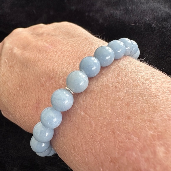 Denim blue beaded necklace with matching stretch bracelet by Jay King - Picture 10 of 13